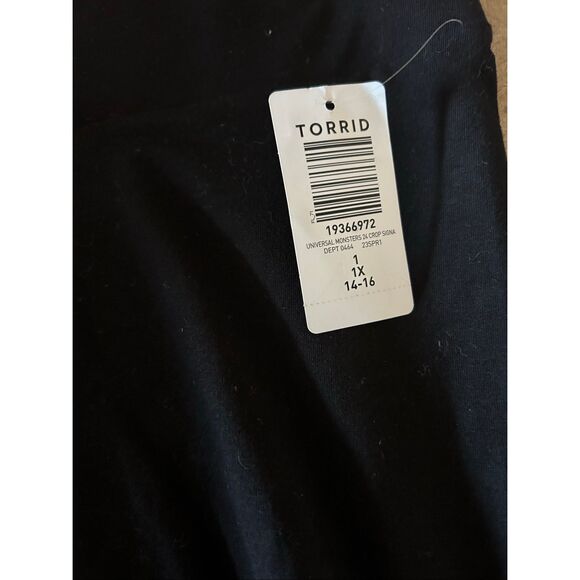 Torrid Universal Monsters Frankenstein cropped legging size 1X NWT - Picture 4 of 9